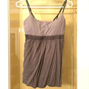 Lululemon Bliss Tank Top Size 8 GUC green Stripe